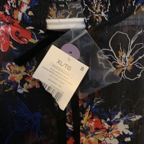 To big - Picture 2 of 2